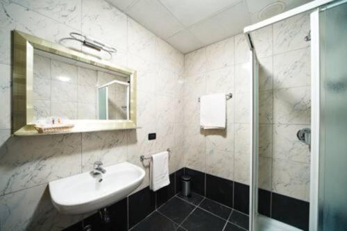 Autosole 2 Hotel Milano Ngoại thất bức ảnh